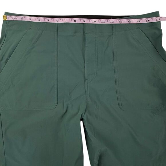 Eddie Bauer Horizon Bermuda Shorts Women Size 14 Green Quick Dry Hiking Comfort - Picture 7 of 8